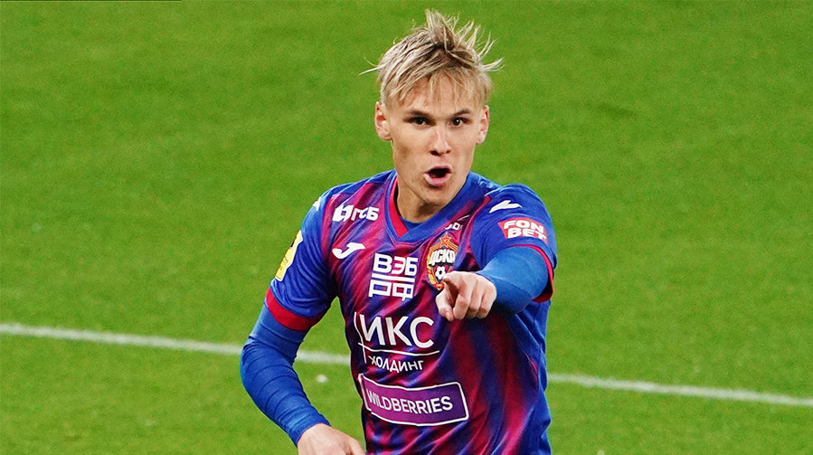 Сигурдссон цска. Арнор сигурдссон исландский футболист. Арнор сигурдссон. Арнор сигурдссон футболист. Сигурдссон цска.