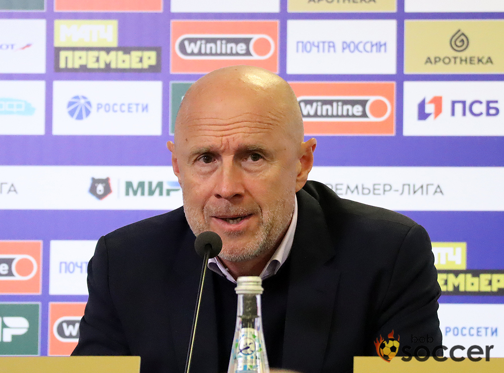 Тренер ЦСКА: \"В сборных у игроков есть несколько дней на подготовку. Мы ...