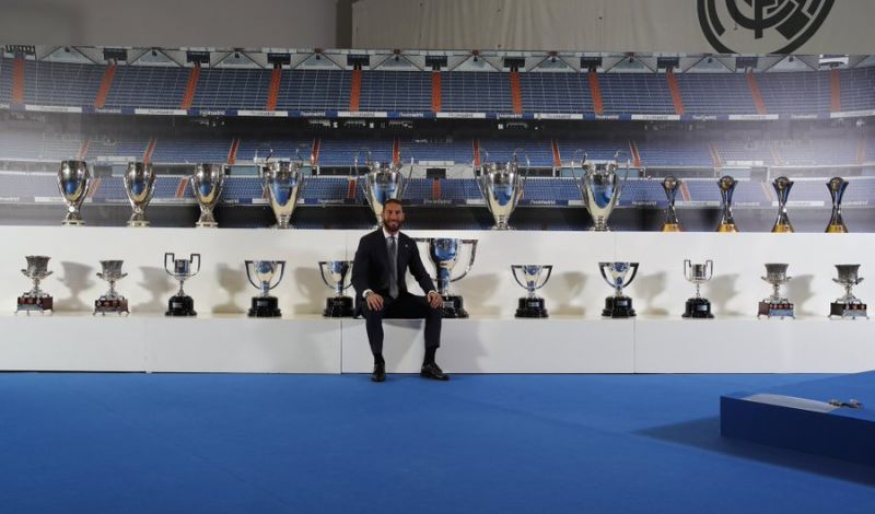 Прощальное фото: Рамос и его 22 трофея с Реалом