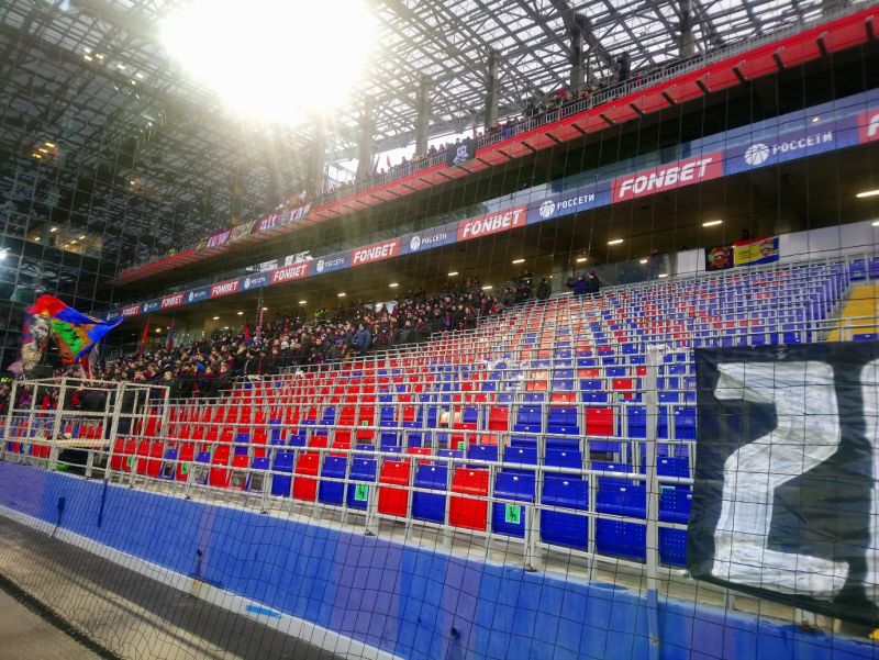 Болельщики ЦСКА оставили половину трибуны пустой в знак протеста против Фан ID