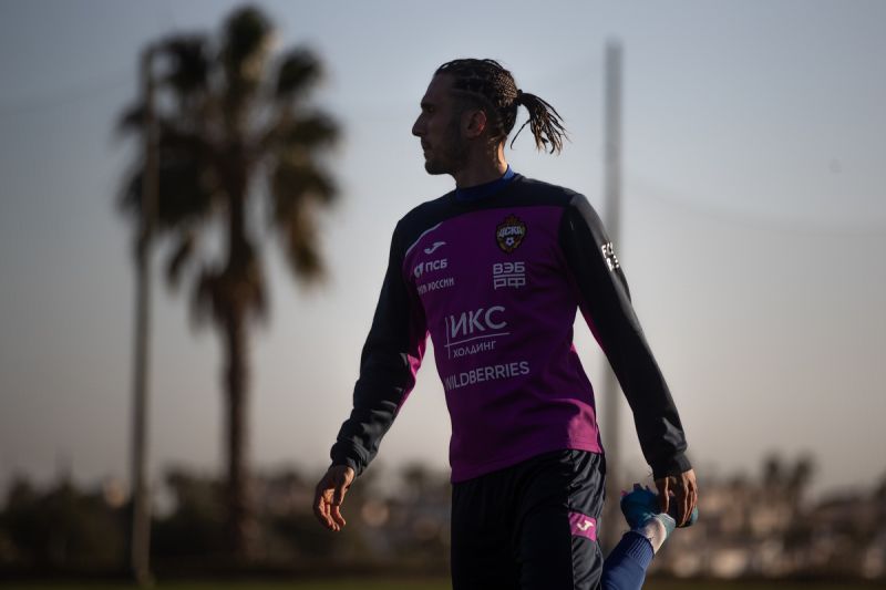 Видео тренировки ЦСКА в Кампоаморе (28.01.2022г.) Видео тренировки ЦСКА в Кампоаморе (28.01.2022г.)