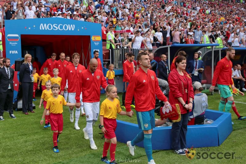 Чтобы сборная России по футболу вышла на ЧМ, она должна стать командой братьев
