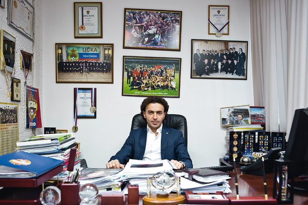 Гендиректор ЦСКА Бабаев: Предпринимаем все необходимые меры, чтобы вывести клуб из-под санкций Гендиректор ЦСКА Бабаев: Предпринимаем все необходимые меры, чтобы вывести клуб из-под санкций