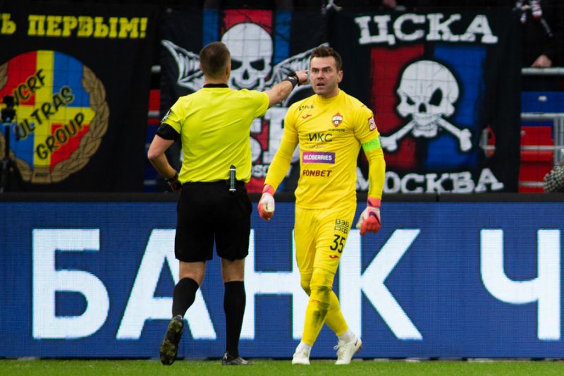 Евгений Ловчев: Акинфеев не уважает Панина. Ни один игрок РПЛ не скажет, что уважает судей