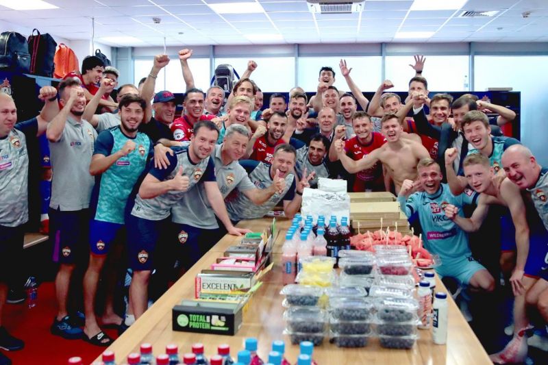 Тренер «Сочи» Александр Точилин: «Сочи» должен принять поражение от ЦСКА и постараться реабилитироваться в ближайшей игре» Тренер «Сочи» Александр Точилин: «Сочи» должен принять поражение от ЦСКА и постараться реабилитироваться в ближайшей игре»