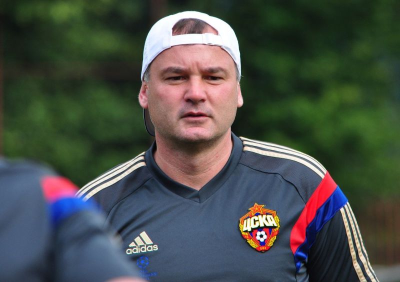 Александр Гришин: В наше время не попасть бы в военкомат, а не футбол смотреть Александр Гришин: В наше время не попасть бы в военкомат, а не футбол смотреть