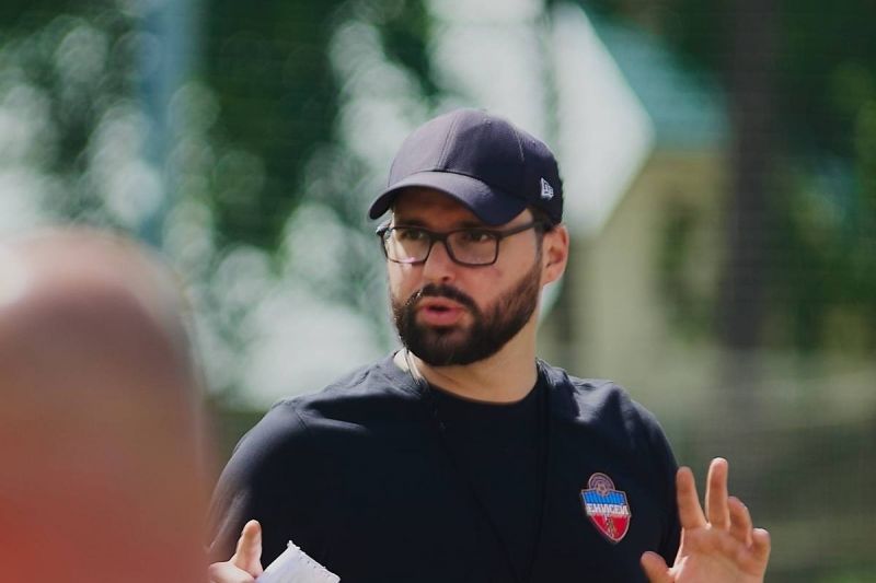«Енисей» решил уволить главного тренера Горлова. Клуб идёт на четвёртом месте в ФНЛ