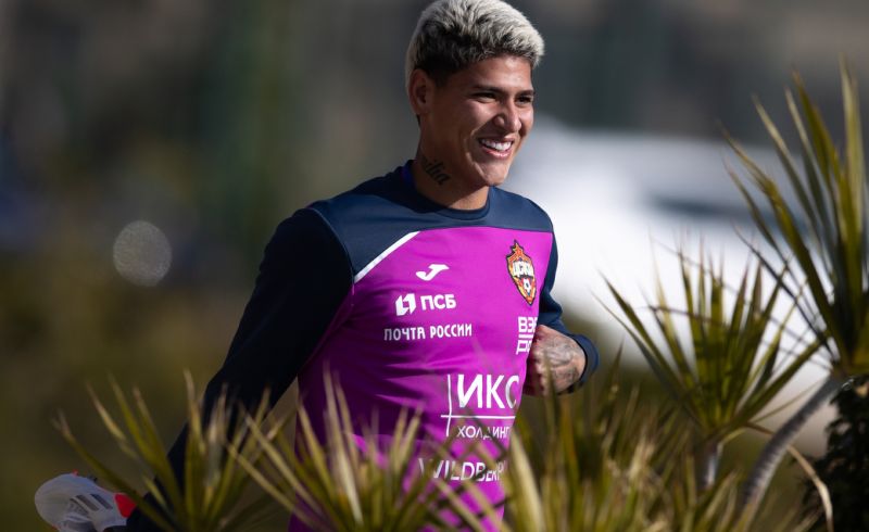 Агент Карраскаля оценил шансы колумбийца покинуть ЦСКА