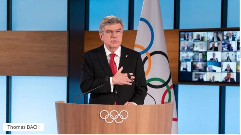 Президент МОК Бах выступил за возвращение россиян в мировой спорт
