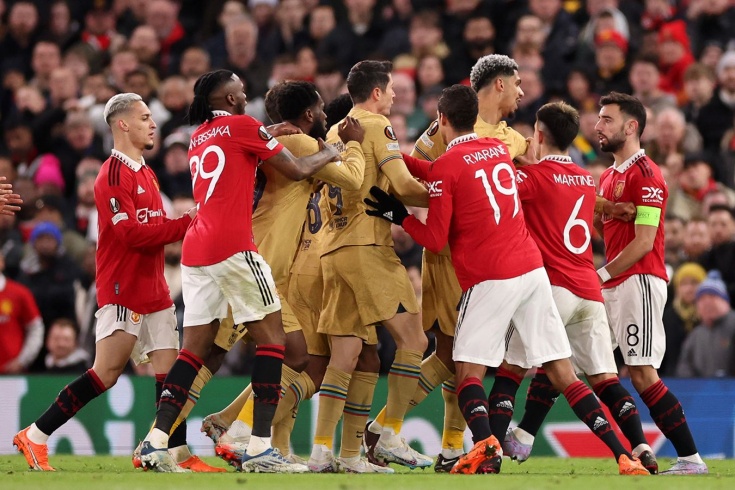 «Манчестер Юнайтед» обыграл «Барселону» и вышел в 1/8 финала Лиги Европы