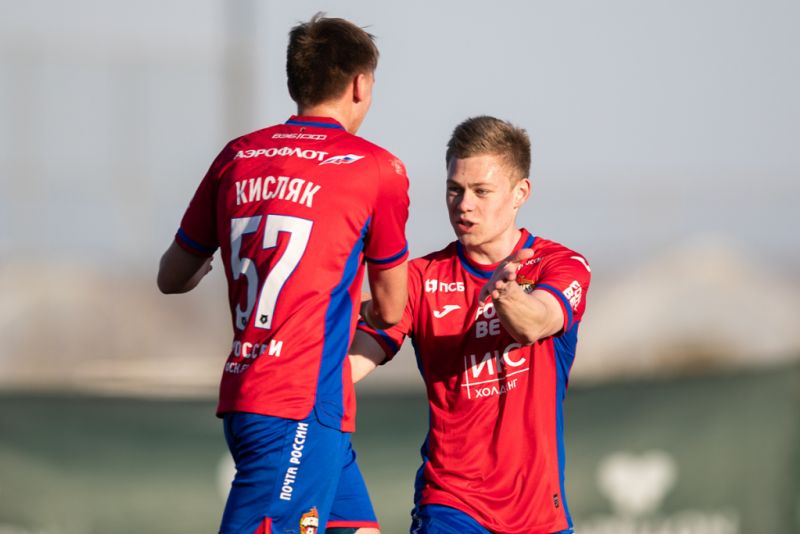 Дмитрий Калайда и Максим Сидельников — лучшие бомбардиры сборов молодежки ЦСКА Дмитрий Калайда и Максим Сидельников — лучшие бомбардиры сборов молодежки ЦСКА