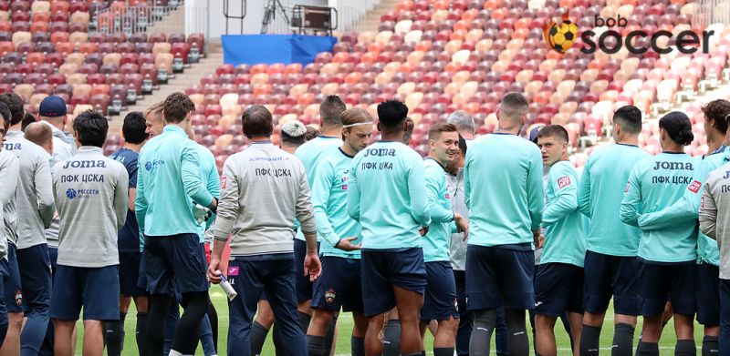 Фоторепортаж с тренировки ЦСКА в Лужниках