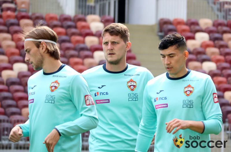 Фоторепортаж с тренировки ЦСКА в Лужниках