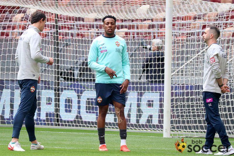 Фоторепортаж с тренировки ЦСКА в Лужниках Фоторепортаж с тренировки ЦСКА в Лужниках