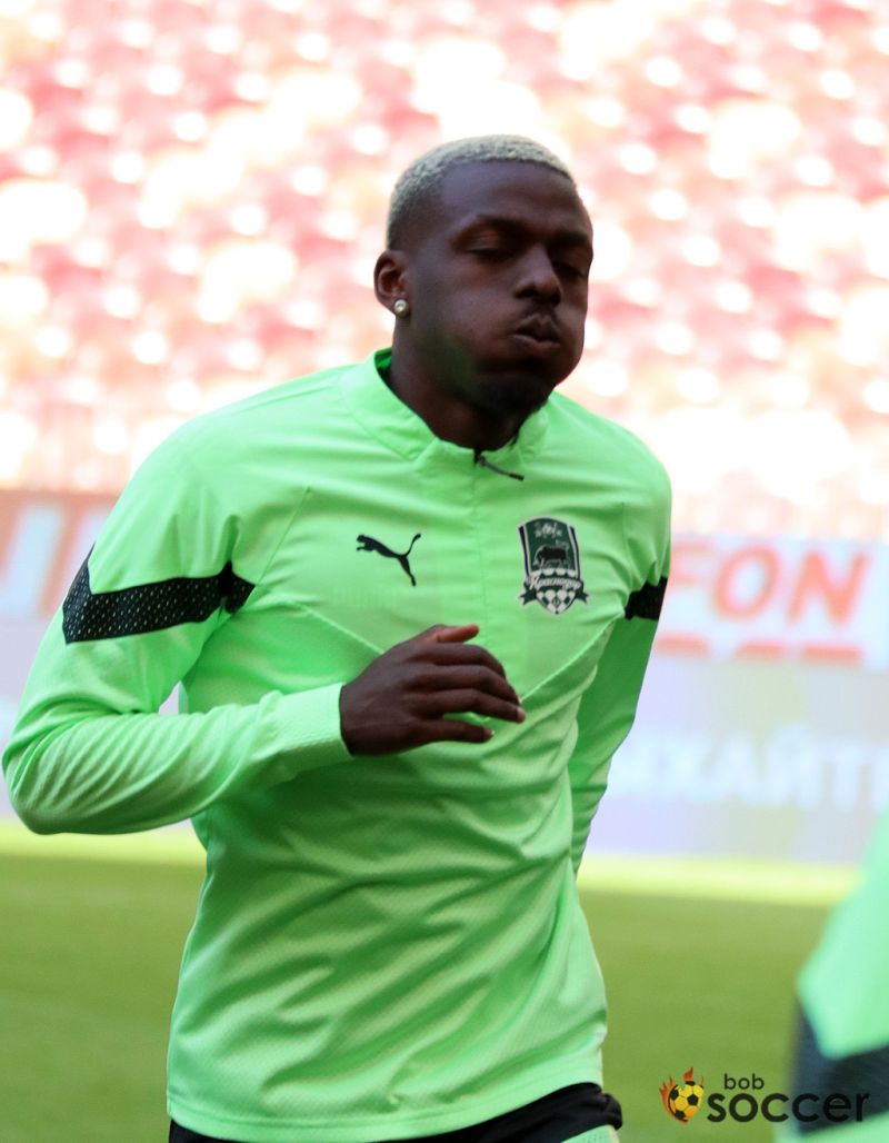 Фоторепортаж с тренировки Краснодара в Лужниках