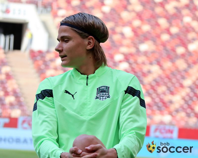 Фоторепортаж с тренировки Краснодара в Лужниках