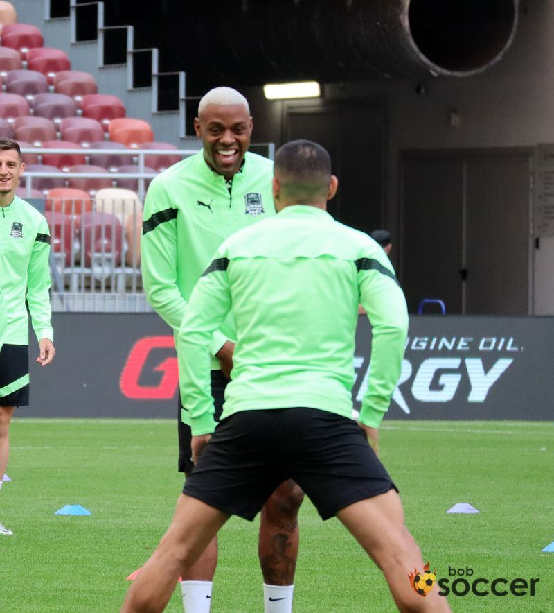 Фоторепортаж с тренировки Краснодара в Лужниках