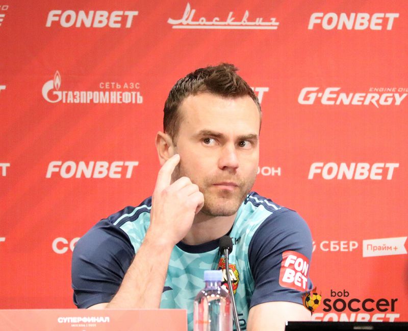 Березовский считает Сафонова более сильным вратарем, чем Акинфеев