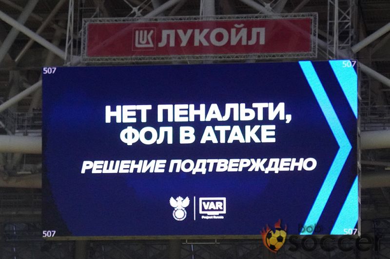 «Казарцев принял правильное, но очень сложное решение». Лапочкин — о спорном моменте в матче «Спартака» и «Динамо» Мх