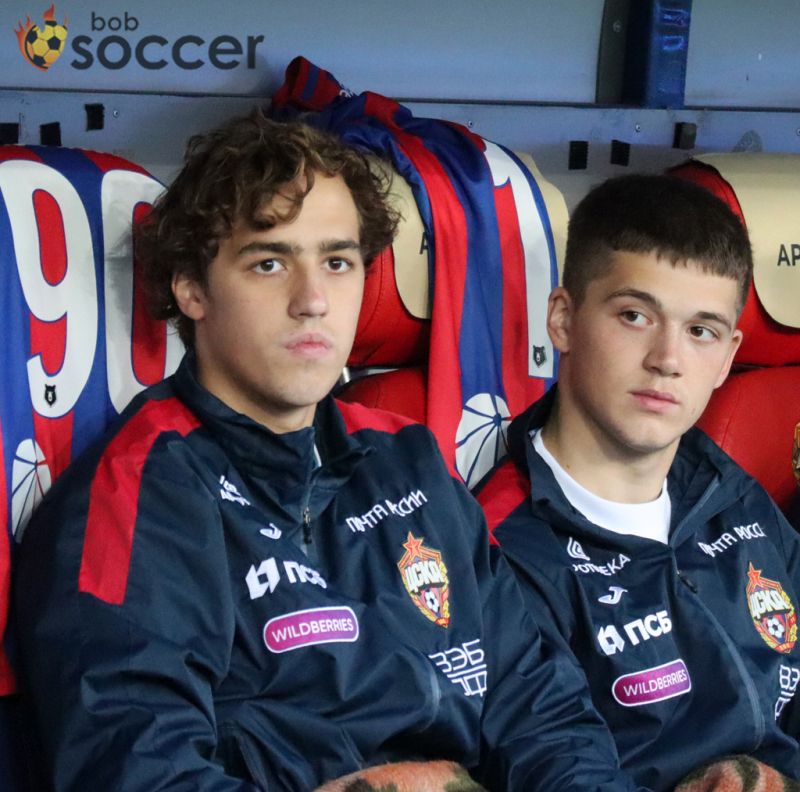 Теперь они знают, что это такое. Карпин о дебюте Лукина и Глебова в сборной России 