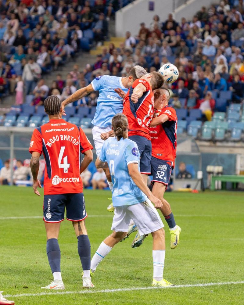 «Судьи с пеной у рта доказывали: когда мяч отскакивает от своего тела в руку — это не пенальти» - Аршавин «Судьи с пеной у рта доказывали: когда мяч отскакивает от своего тела в руку — это не пенальти» - Аршавин