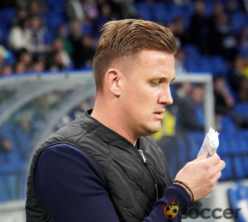 Полнейший бред - тренер Пари НН Шпилевский прокомментировал появление скандального видео