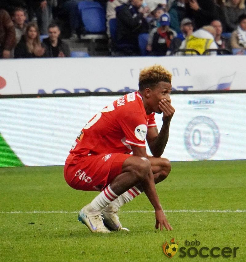 Спартак вытащил игру в Нижнем Новгороде - 2:1. Впереди - дерби с ЦСКА Спартак вытащил игру в Нижнем Новгороде - 2:1. Впереди - дерби с ЦСКА