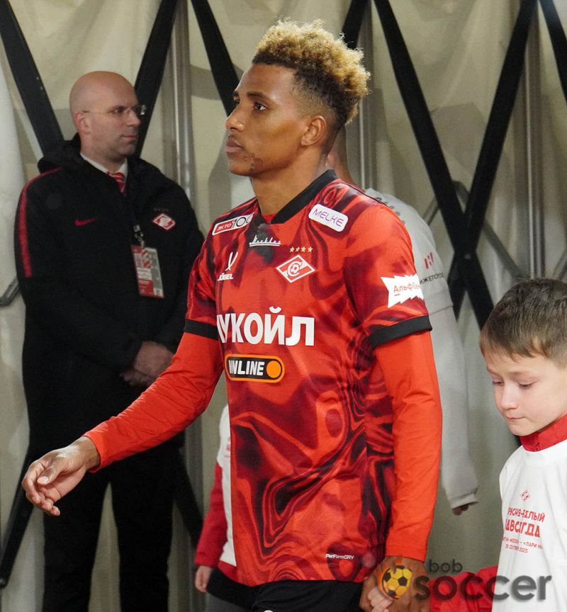 Спартак вырвал победу над Пари НН в матче Кубка России