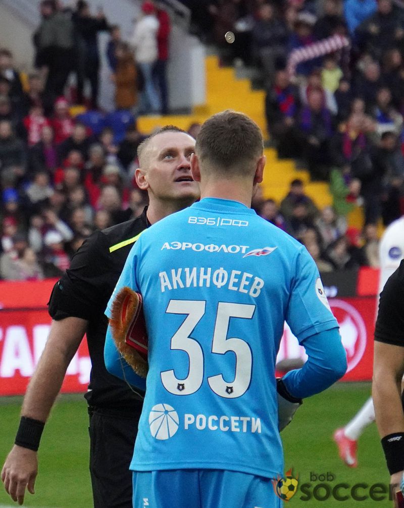 Александр Егоров: «ЦСКА и «Спартак» характер показали, а у рефери его не хватило» 