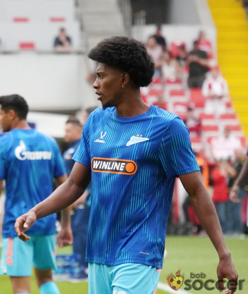 Кассьерра получил серьезную травму в матче с Сочи, сообщил тренер Зенита