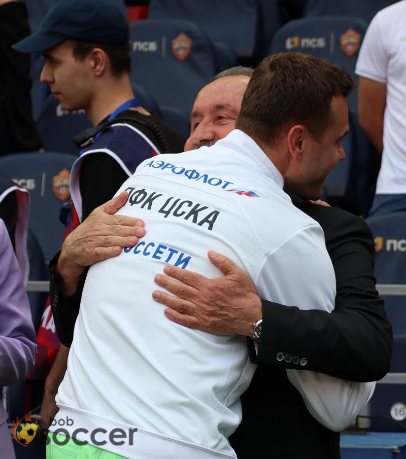 Валерий Газзаев - тренер, который поверил в меня. Акинфеев обратился к тренерам, с которыми работал