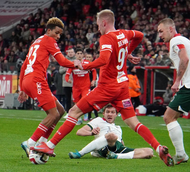 Первое дерби осталось за Спартаком. Фоторепортаж с матча с Локомотивом