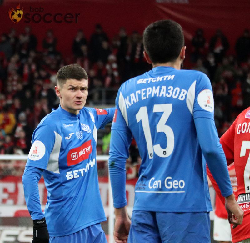 Газизов: «Глушков возмущался, что его заменили в матче с ЦСКА»