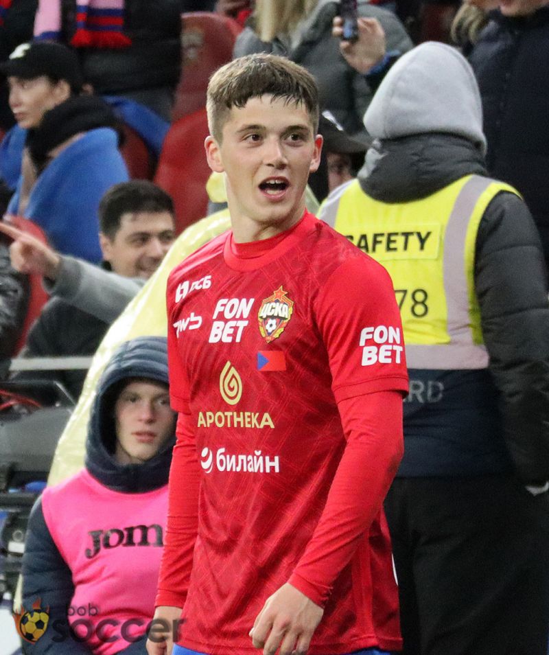 ЦСКА поздравил Глебова с 20-летием