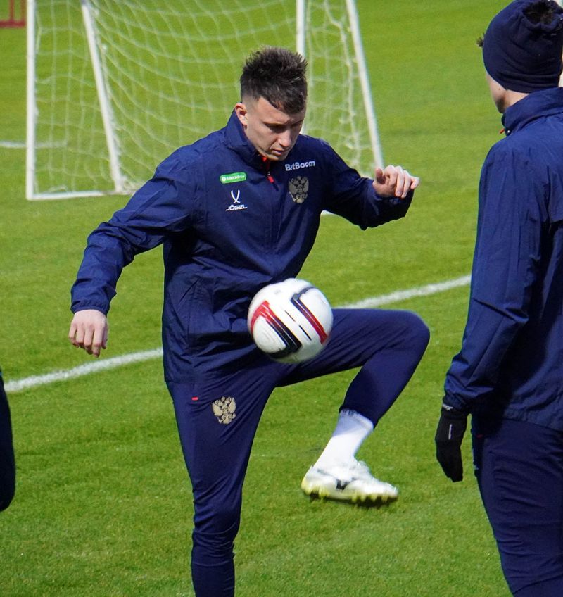 Сафонов вернется в «ПСЖ» после матча с Перу, Головин и Миранчук будут готовиться к игре с чилийцами