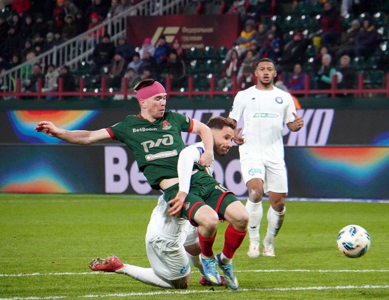 Локомотиву хватило одного гола. Фоторепортаж с матча с Оренбургом