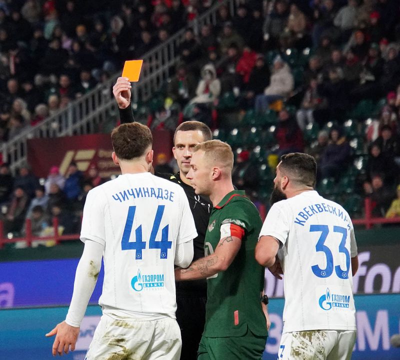 Локомотиву хватило одного гола. Фоторепортаж с матча с Оренбургом