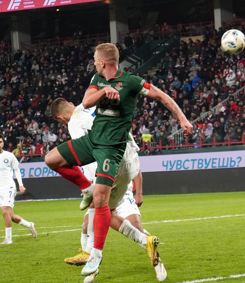Локомотиву хватило одного гола. Фоторепортаж с матча с Оренбургом
