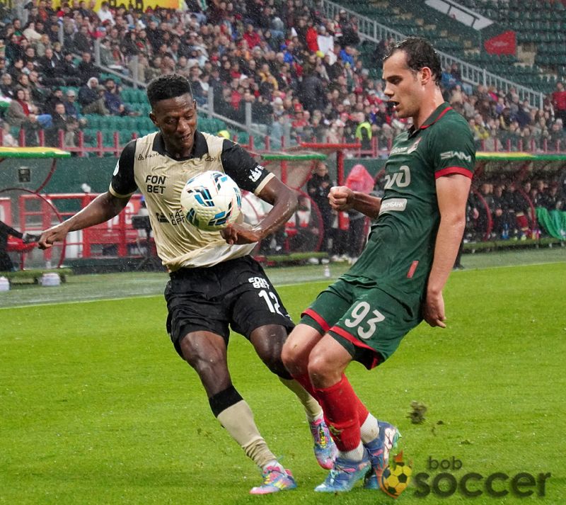 Локомотив прервал ничейную серию. Фоторепортаж с матча с Рубином