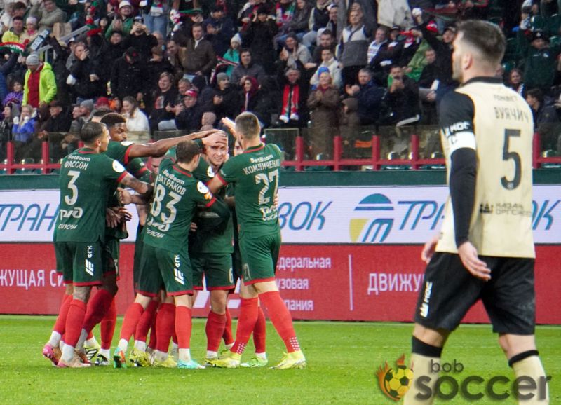 Локомотив прервал ничейную серию. Фоторепортаж с матча с Рубином