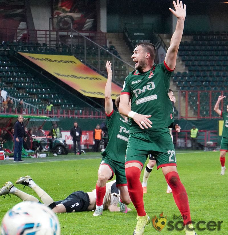 Локомотив прервал ничейную серию. Фоторепортаж с матча с Рубином