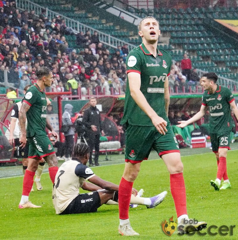 Локомотив прервал ничейную серию. Фоторепортаж с матча с Рубином