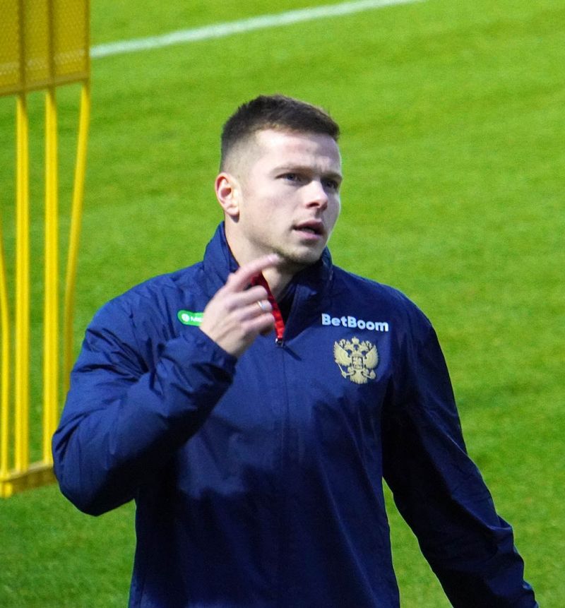 Защитник ЦСКА Круговой прокомментировал поражение сборной России от команды Чили