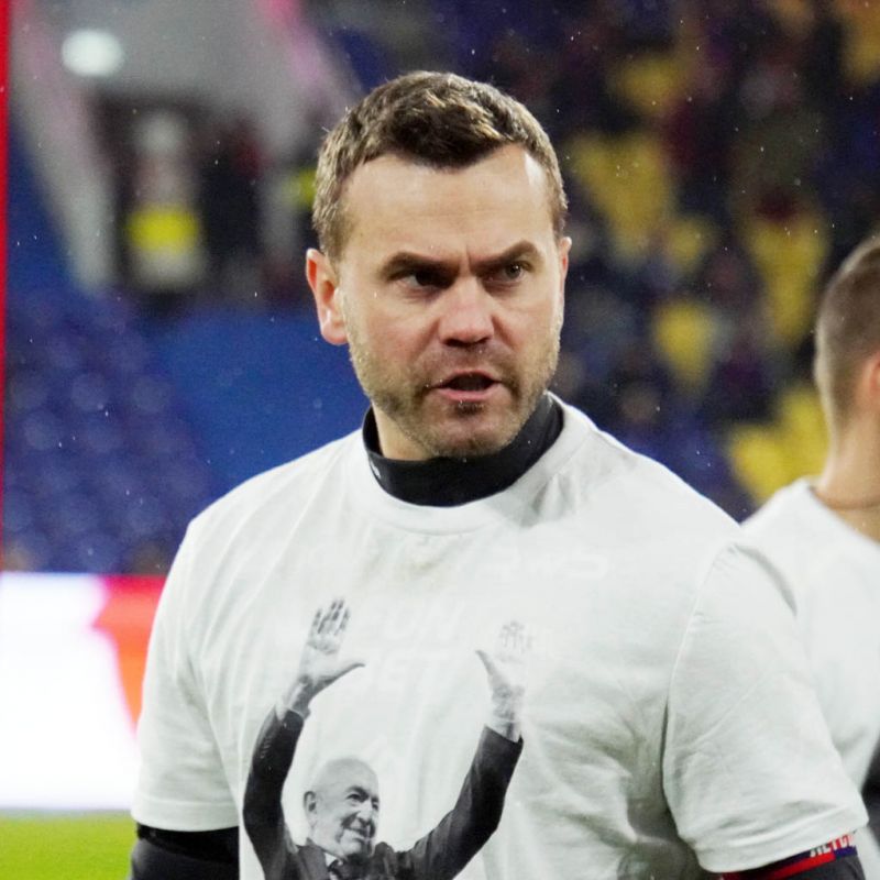 Экс-нападающий ЦСКА Думбия: смотрю на Акинфеева — да он лет пять ещё должен играть!