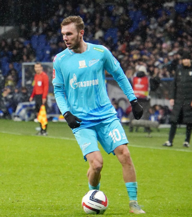 Гола Глушенкова хватит Зениту для победы над Рубином. Прогноз на матч