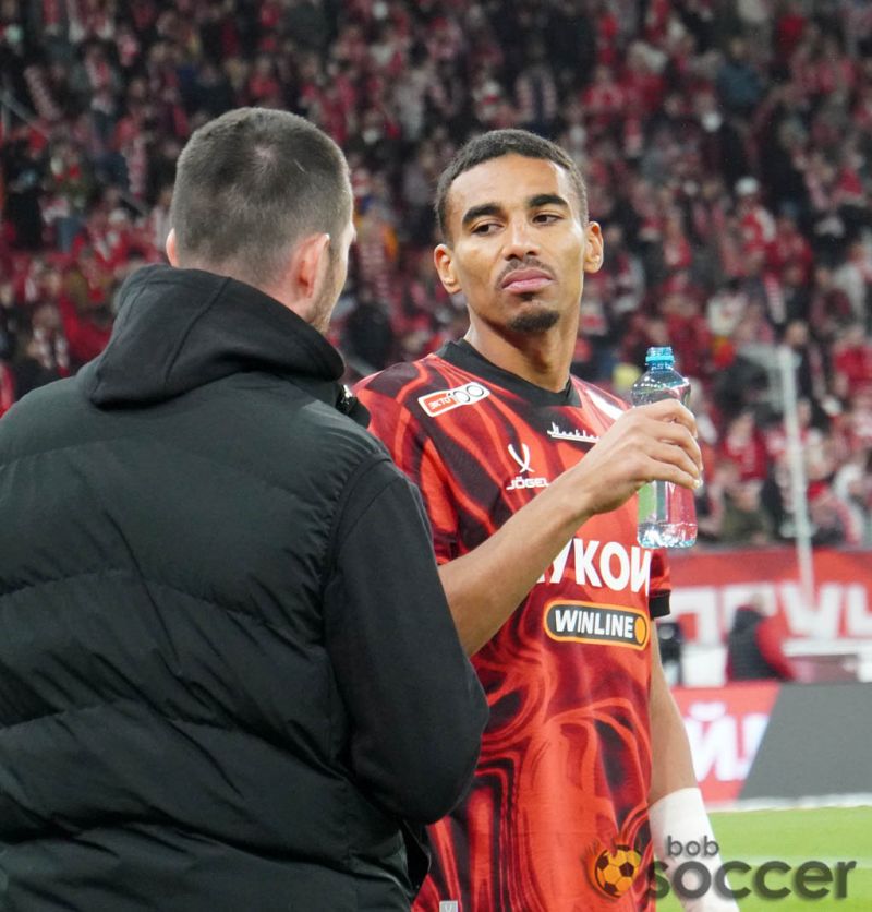 Джику не планирует уходить из Спартака