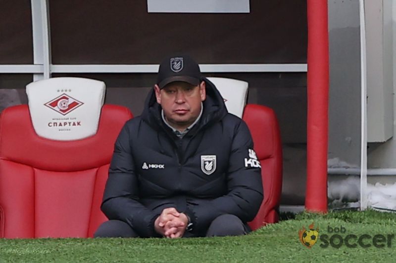 Леонид Слуцкий номинирован на звание тренера года в Китае