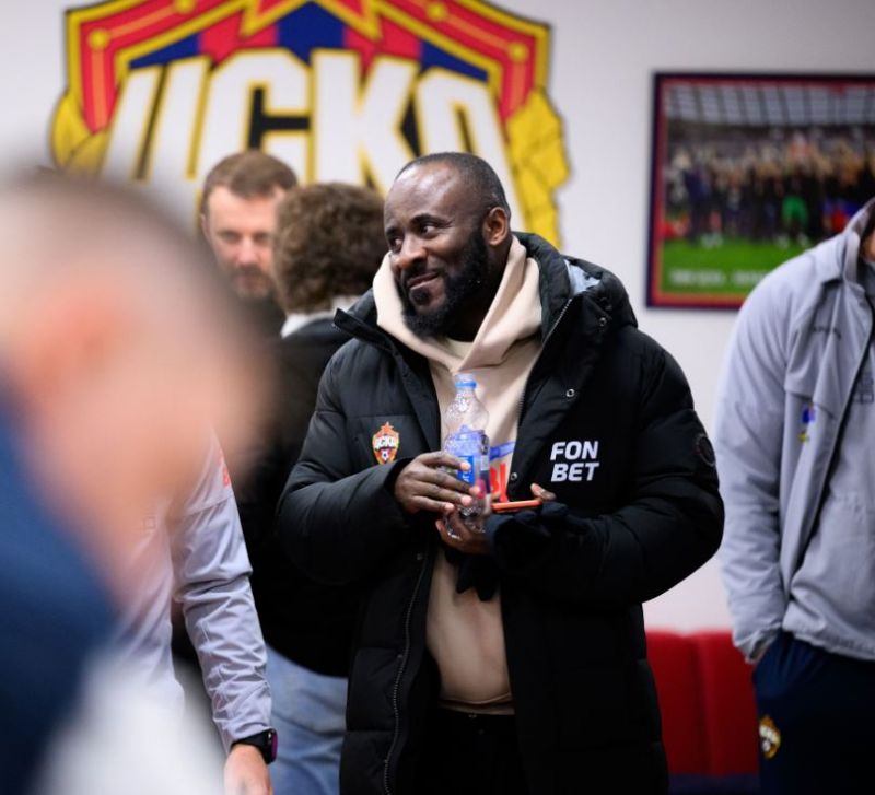 «Спорт стоял выше денег» - Думбия рассказал, почему выбрал ЦСКА, а не Рубин