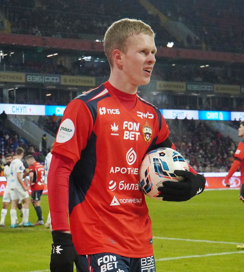 Бабаев высказался о возможной продаже Кисляка и Глебова