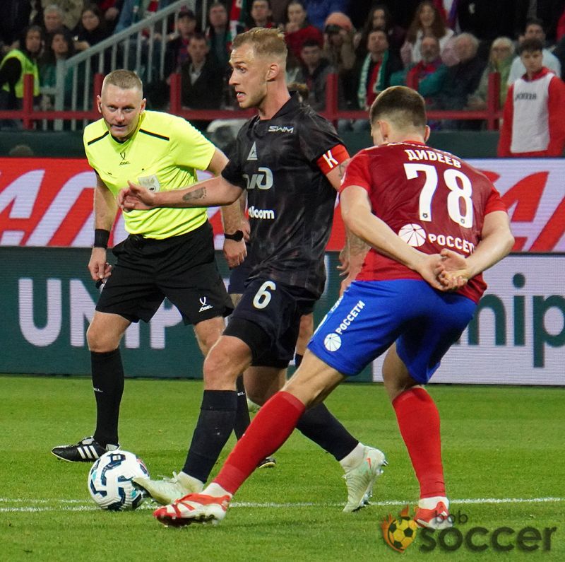 ЦСКА готов выкупить Баринова у Локомотива в зимний перерыв